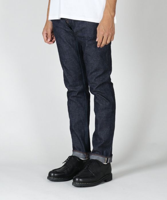 J221-8oz-Côte d'Ivoire-Cotton-Tapered-Selvedge-Jeans