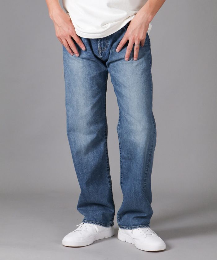 12oz Ultimate Stretch - Wide Jeans (M01 Aging Wash)