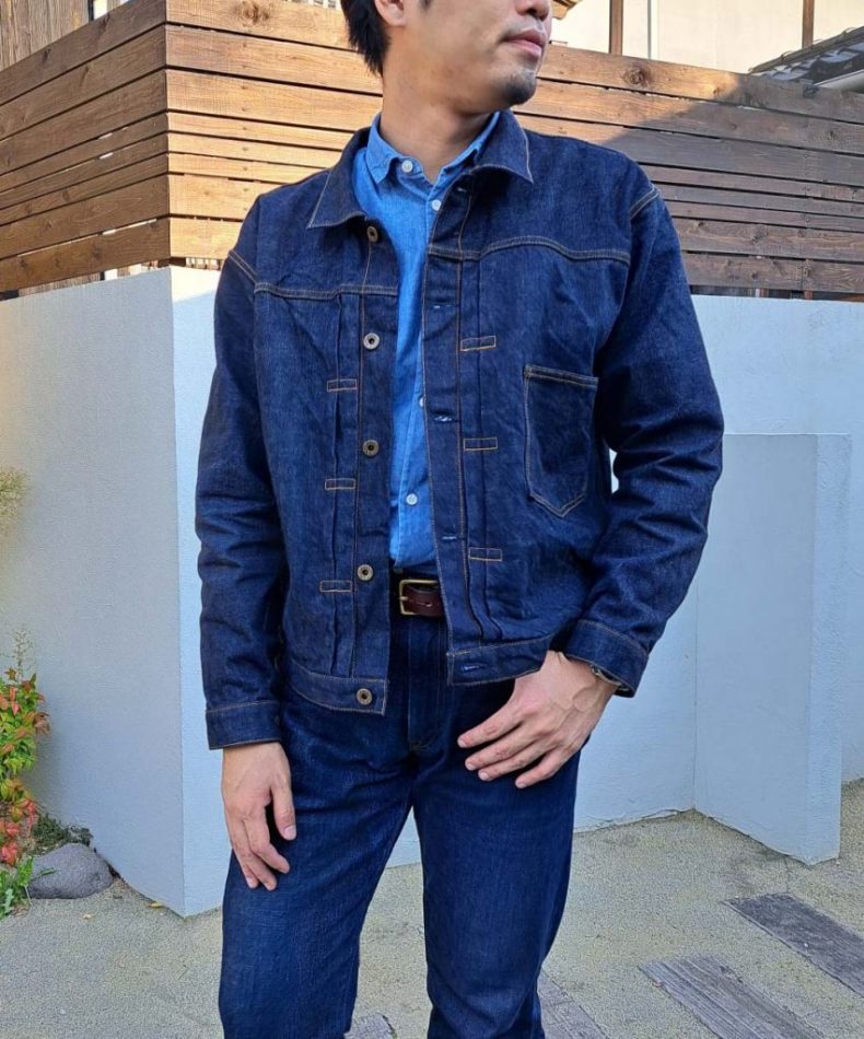 ALVIERO MARTINI PRIMA CLASSE - Jeans con toppe in denim stretch trattato  Blu Stone